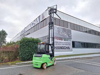 Четырехопорные погрузчики Hangcha AE30-I