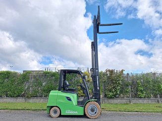 Четырехопорные погрузчики Hangcha AE35-I