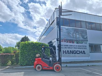 Четырехопорные погрузчики Hangcha XF35G-2