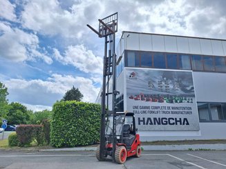 Четырехопорные погрузчики Hangcha XF35G-2