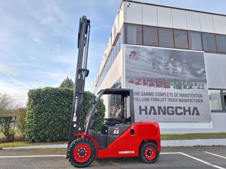 Четырехопорные погрузчики Hangcha XF55D