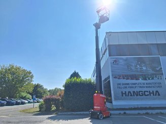 Строительный подъёмник с вертикальной мачтой Hangcha HV110D