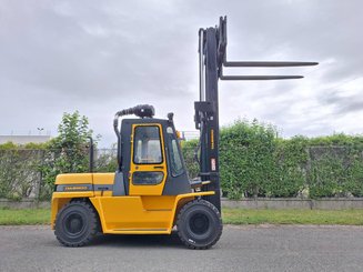 Четырехопорные погрузчики Deawoo D70S-2