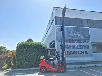 Четырехопорные погрузчики Hangcha XF25G-2