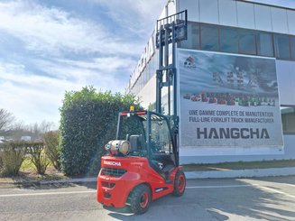 Четырехопорные погрузчики Hangcha XF30G-2