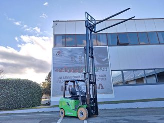 Четырехопорные погрузчики Hangcha AE25-I