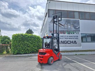 Четырехопорные погрузчики Hangcha XF35D-2