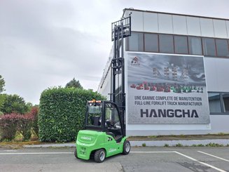 Четырехопорные погрузчики Hangcha XC35i