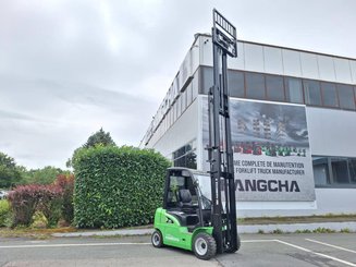 Четырехопорные погрузчики Hangcha XC35i