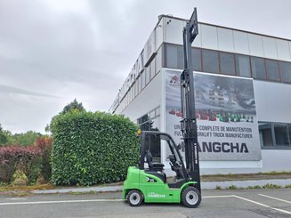 Четырехопорные погрузчики Hangcha XC35i