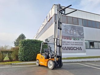 Четырехопорные погрузчики Hangcha XE38i