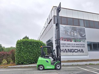 Четырехопорные погрузчики Hangcha AE25-I