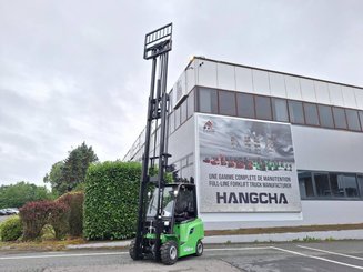 Четырехопорные погрузчики Hangcha AE25-I