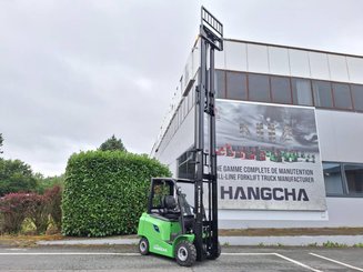 Четырехопорные погрузчики Hangcha AE25-I