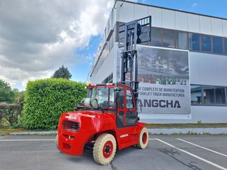 Четырехопорные погрузчики Hangcha XF70G