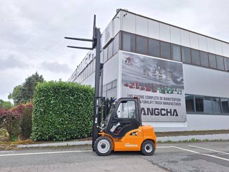 Четырехопорные погрузчики Hangcha XE30i (CPD30-XEY2-SI) - 8