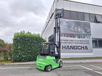 Четырехопорные погрузчики Hangcha AE25-I