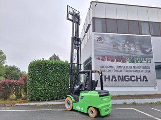 Четырехопорные погрузчики Hangcha AE30-I