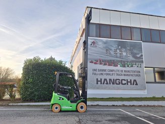Четырехопорные погрузчики Hangcha XC18i