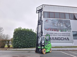 Четырехопорные погрузчики Hangcha AE20Ci