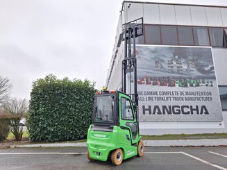 Четырехопорные погрузчики Hangcha AE20Ci