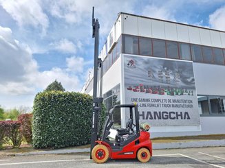 Четырехопорные погрузчики Hangcha XF25G-2