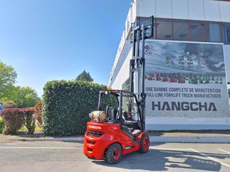 Четырехопорные погрузчики Hangcha XF30G-2