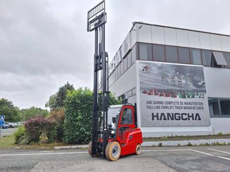 Четырехопорные погрузчики Hangcha AE35