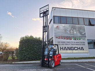 Четырехопорные погрузчики Hangcha AE30