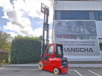 Четырехопорные погрузчики Hangcha AE30