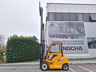 Четырехопорные погрузчики Hangcha XE25i (CPD25-XEY2-SI)