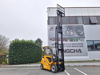Четырехопорные погрузчики Hangcha XE25i (CPD25-XEY2-SI)