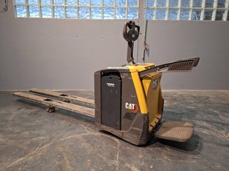 Трехсекционная Caterpillar NPV20N2