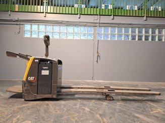 Трехсекционная Caterpillar NPV20N2
