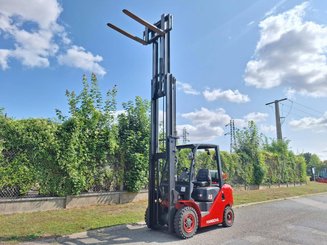 Четырехопорные погрузчики Hangcha XF25G