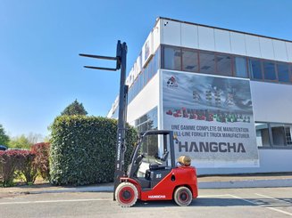 Четырехопорные погрузчики Hangcha XF35G