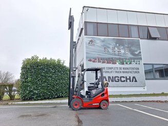 Четырехопорные погрузчики Hangcha XF18G-2