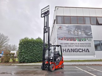 Четырехопорные погрузчики Hangcha XF18G-2