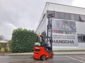 Четырехопорные погрузчики Hangcha XF18G-2