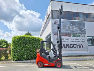 Четырехопорные погрузчики Hangcha XF18G-2