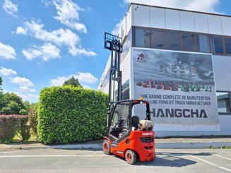 Четырехопорные погрузчики Hangcha XF18G-2