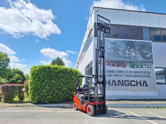 Четырехопорные погрузчики Hangcha XF18G-2