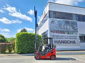 Четырехопорные погрузчики Hangcha XF18G-2