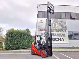 Четырехопорные погрузчики Hangcha XF35G-2