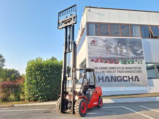 Четырехопорные погрузчики Hangcha XF50D