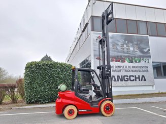 Четырехопорные погрузчики Hangcha XF35G-2