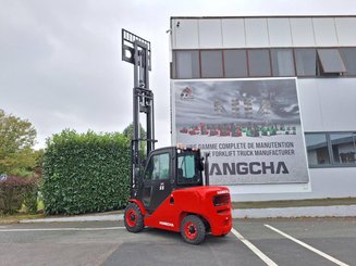 Четырехопорные погрузчики Hangcha XF55D - 10