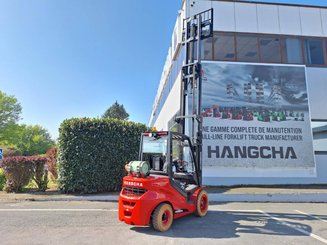 Четырехопорные погрузчики Hangcha XF35G-2