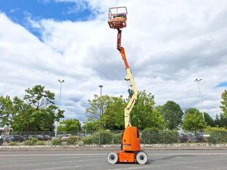 Коленчатые подъемники JLG E300AJP
