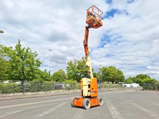 Коленчатые подъемники JLG E300AJP